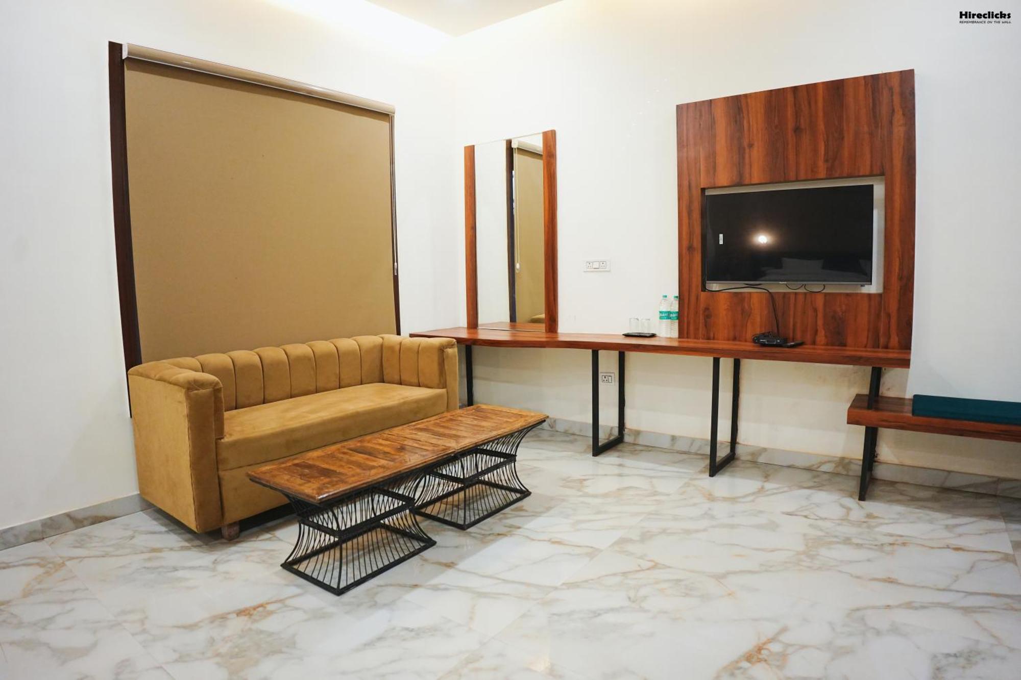 The Krati Resort And Convention Centre Bareli Zewnętrze zdjęcie