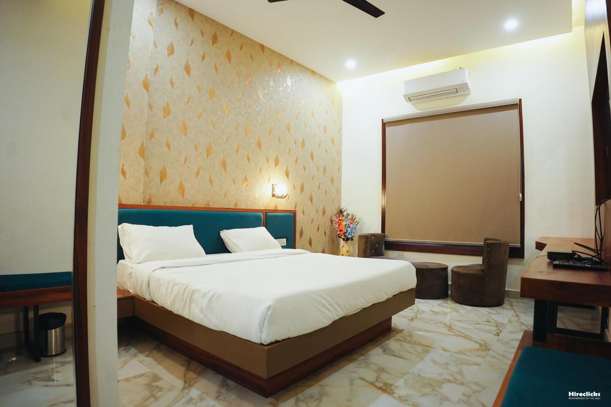 The Krati Resort And Convention Centre Bareli Zewnętrze zdjęcie